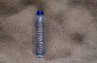 WWF запустил стрим на 450 лет с разлагающейся пластиковой бутылкой 