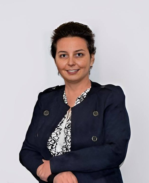 Лора Стефан, членкиня комісії за квотою міжнародних партнерів