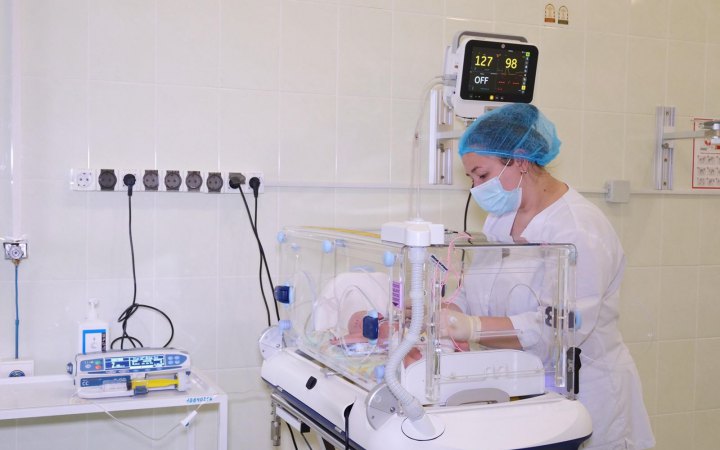 У три українські медзаклади завезли інкубатори з безперебійним живленням для виходжування новонароджених, - Зеленська
