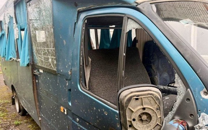 На Нікопольщині росіяни атакували дроном маршрутку, є поранені