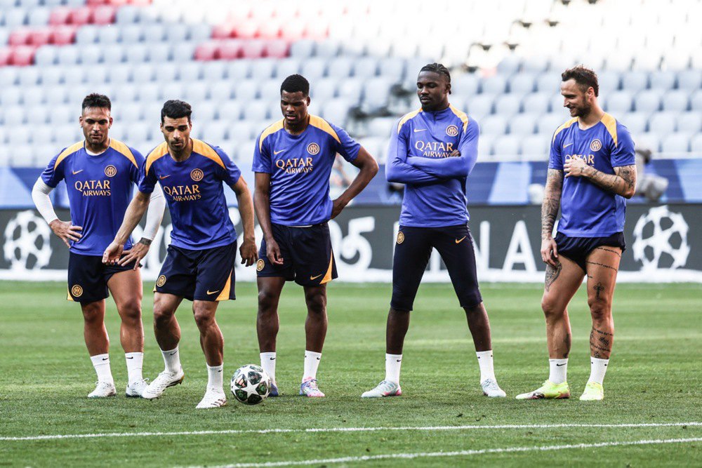 Гравці «Інтеру» на тренуванні перед фінальним матчем ЛЧ