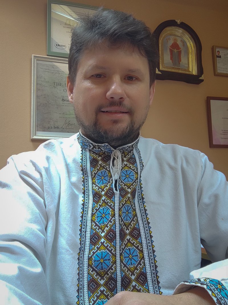 Священник Сергій Кирилюк