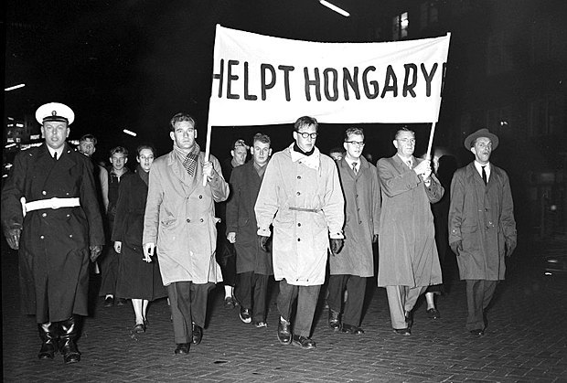 Митинг в поддержку Венгрии в Ейндховене, ноябрь 1956 года