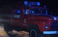 На Дніпропетровщині перекинувся легковик, загинув чоловік і постраждало дві дівчини