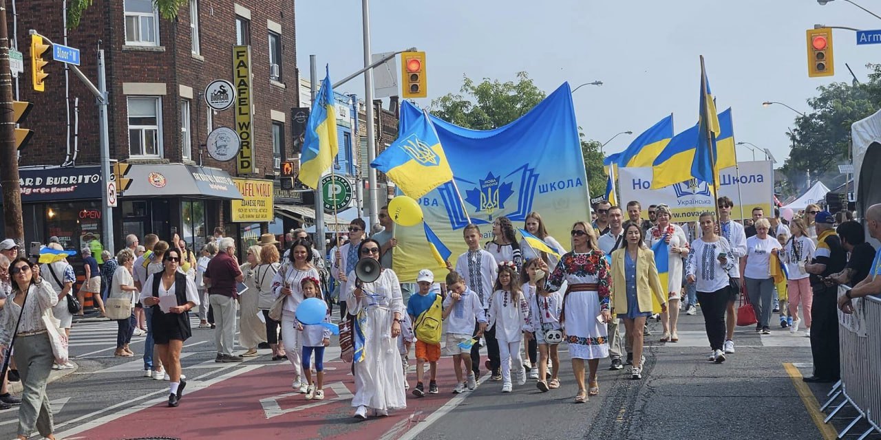 Акція на підтримку Українци в Канаді.