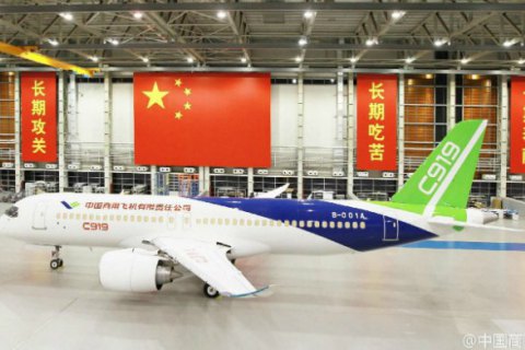 Китай посилить експортне виробництво турбін, авіадвигунів і лайнерів