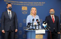 Міністерка оборони Чехії відмовилась їхати на зустріч країн "Вишеградської четвірки" через відмову Орбана підтримати Україну