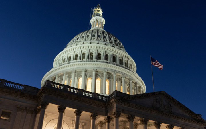 Палата представників США схвалила законопроєкт, який дозволить уникнути “шатдауну”
