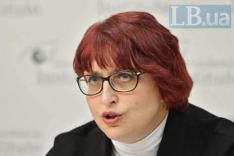 Гендиректор Украинской федерации страхования предложила легализовать проституцию и мариухану ради пенсионеров