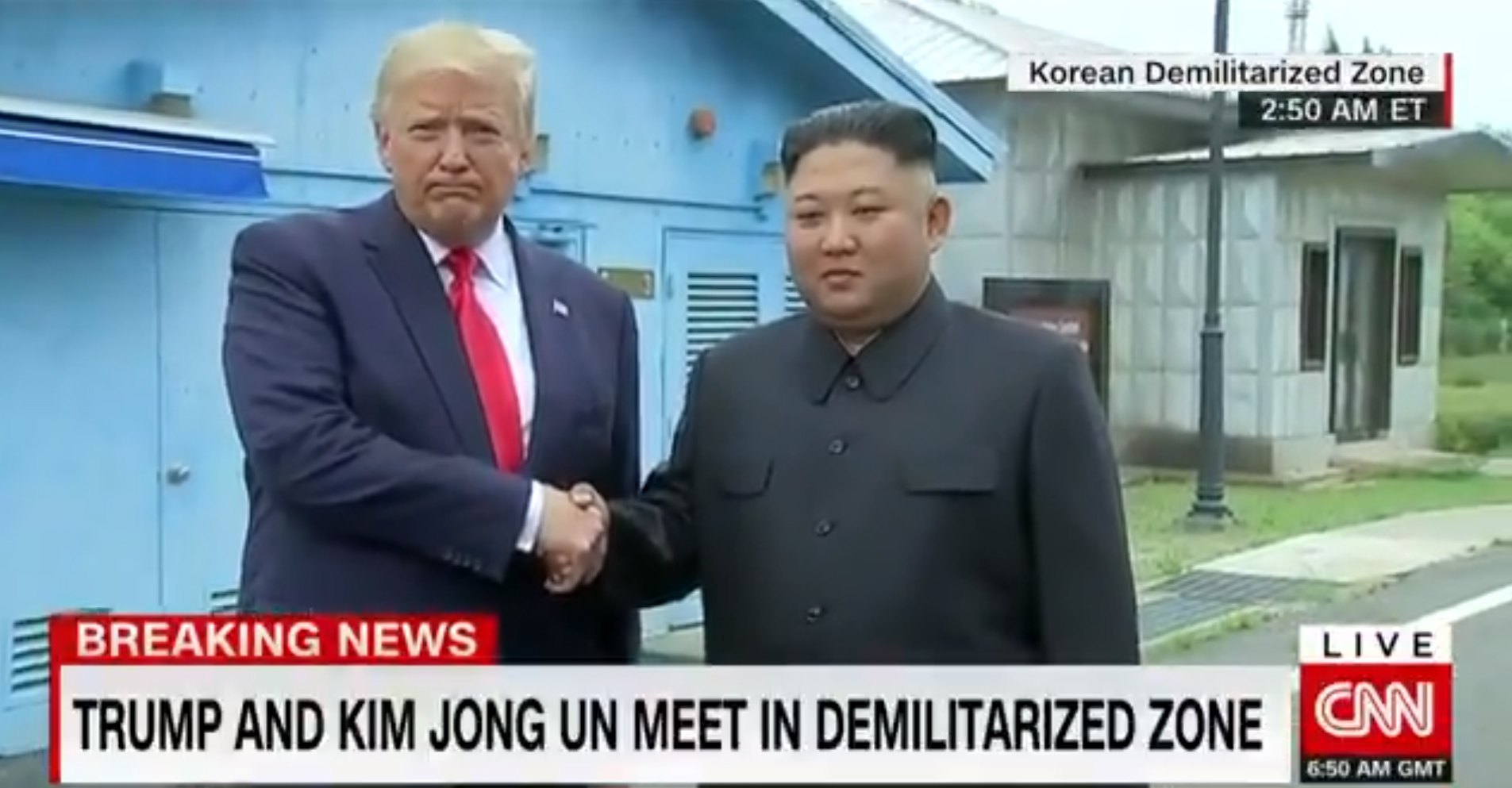 Трамп предложил встретиться Ким Чен Ыну [ Редактировать ]