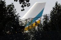 ​Самолеты с пленными украинцами и россиянами синхронно вылетели