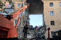 У Дрогобичі вирішили відселити всі сім'ї із зруйнованого будинку через загрозу нового обвалу