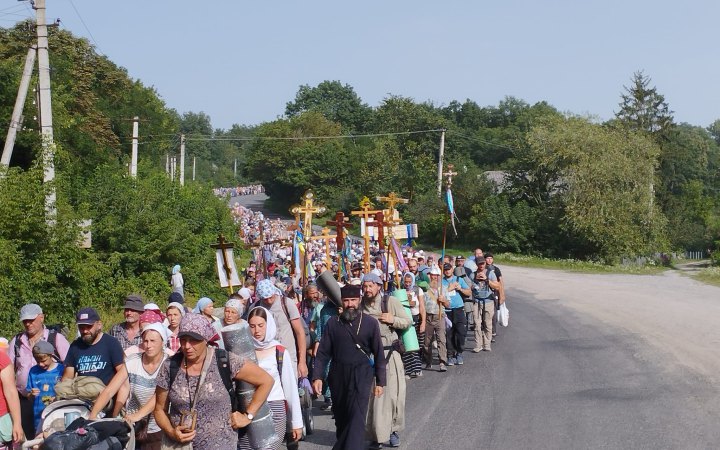 Очільник Тернопільщини назвав ходу тисяч вірян УПЦ МП до Почаєва провокацією