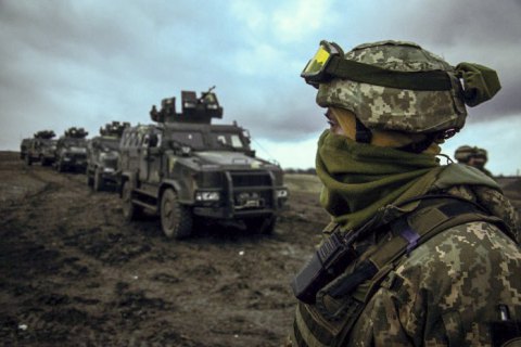 За прошедшие сутки на востоке Украины убили украинского военного