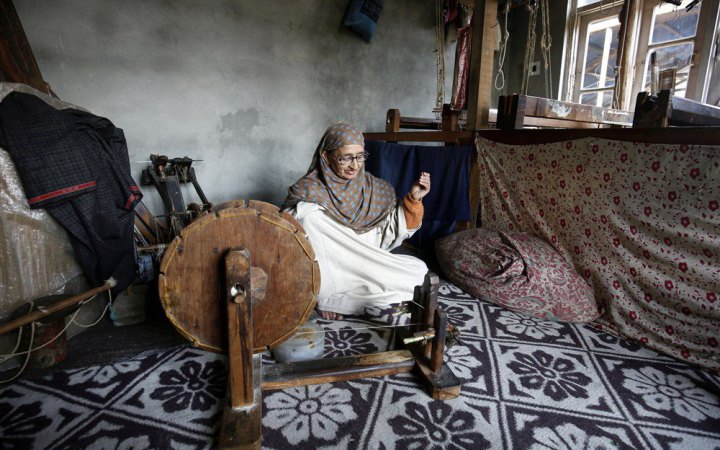 Суд в Індії постановив, що домогосподарки мають право на рівну частку сімейного майна