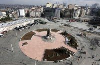 Турецкая полиция закрыла доступ на площадь Таксим 
