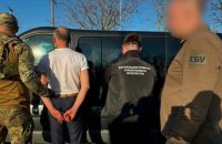 Прикордонники затримали іноземця, який намагався дати хабар за українця