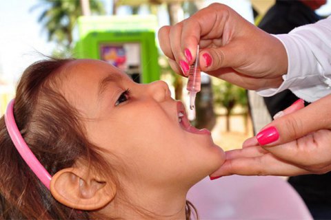 Минздрав обнародовал график иммунизации против полиомиелита