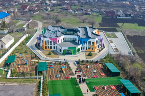 Проєкт дитячого садочка біля Дніпра може стати стандартним під час "Великого будівництва", - міністр 