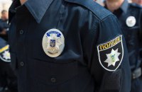 Киевскому патрульному сломали нос при попытке утихомирить пьяную компанию