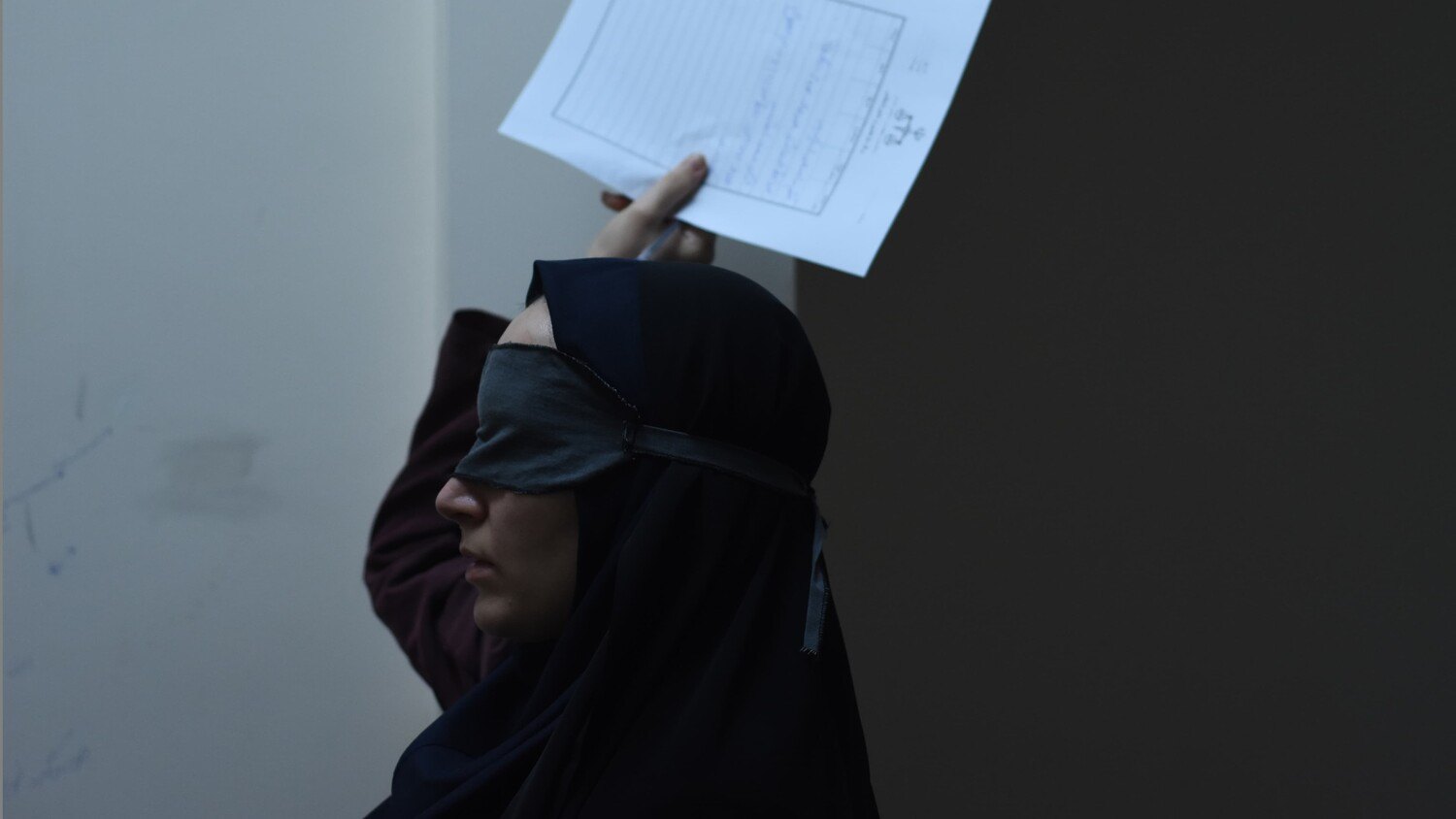 Кадр зі стрічки «Насіння священного інжиру»