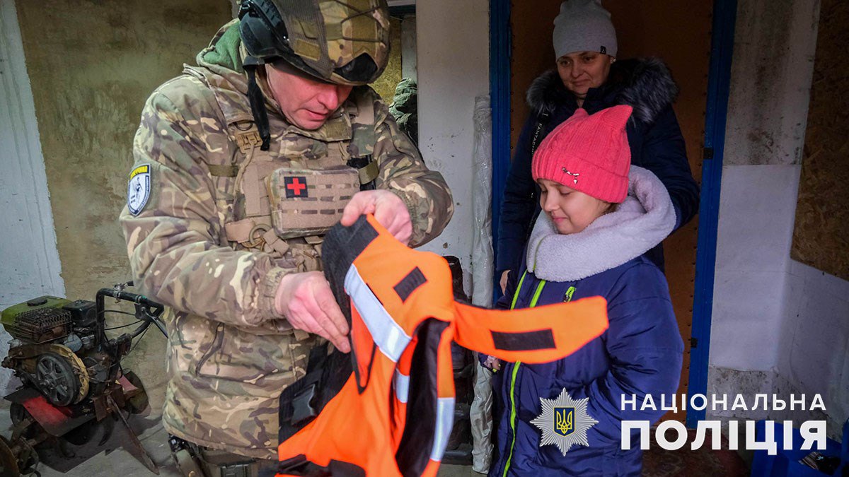 З двох громад Донеччини евакуювали 73 дитини