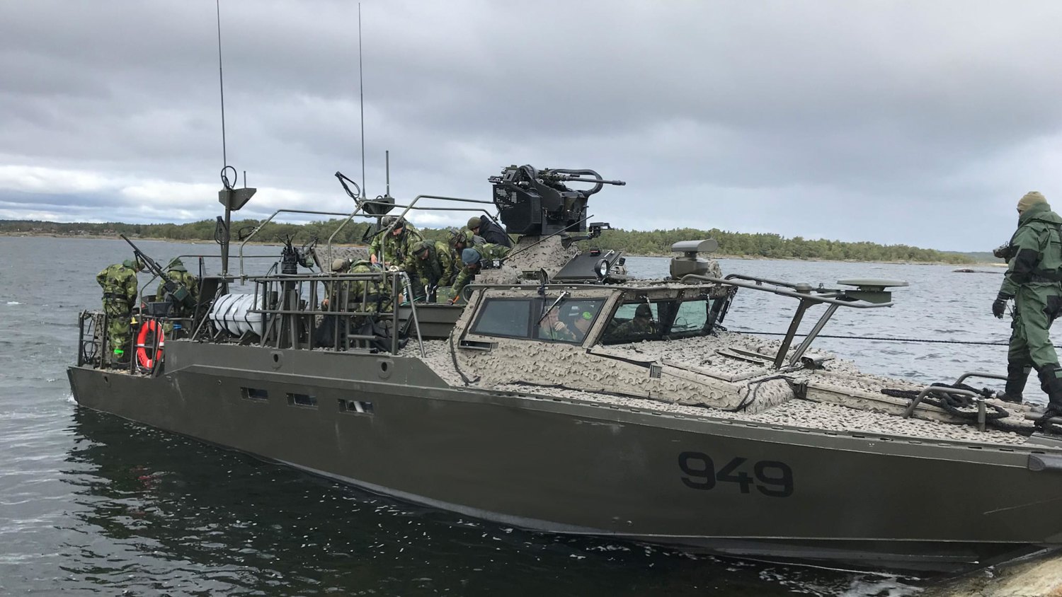 Швецькі <i>Combat boat CB90</i>