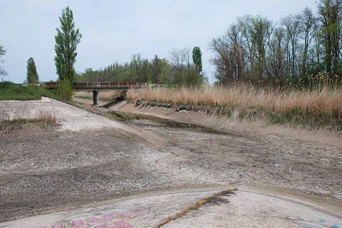 Кулеба про постачання води до Криму: Україна не планує допомагати державі-окупанту