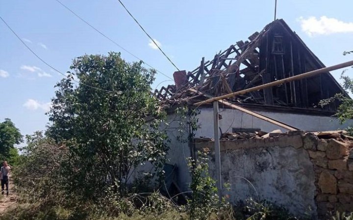 Уночі росіяни вдарили з артилерії по селу на Херсонщині, загинуло подружжя