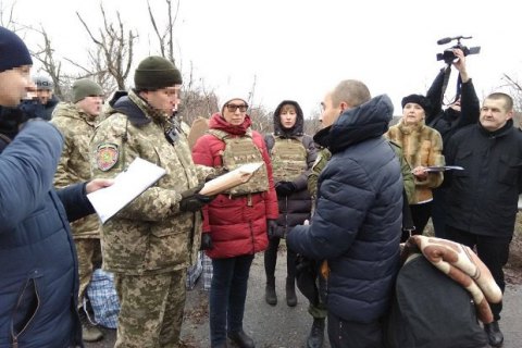 Украине впервые отдали заключенных из ОРЛО