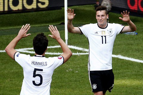 Германия разгромила словаков в 1/8 финала Евро-2016