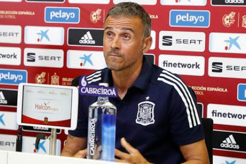 Безглузда технічна проблема змусила збірну Іспанії починати відбірний матч ЧС-2022 проти Косова без тренерського штабу