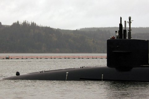 У США атомний підводний човен зіткнувся з кораблем постачання