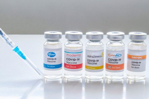 Нігерія утилізує близько мільйона доз простроченої вакцини від коронавірусу