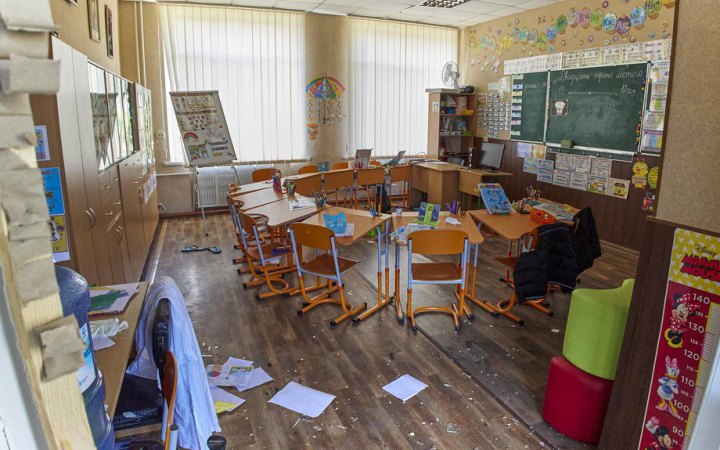 Харківська ОВА спростувала чутки про тиск на батьків і «захоплення» шкіл