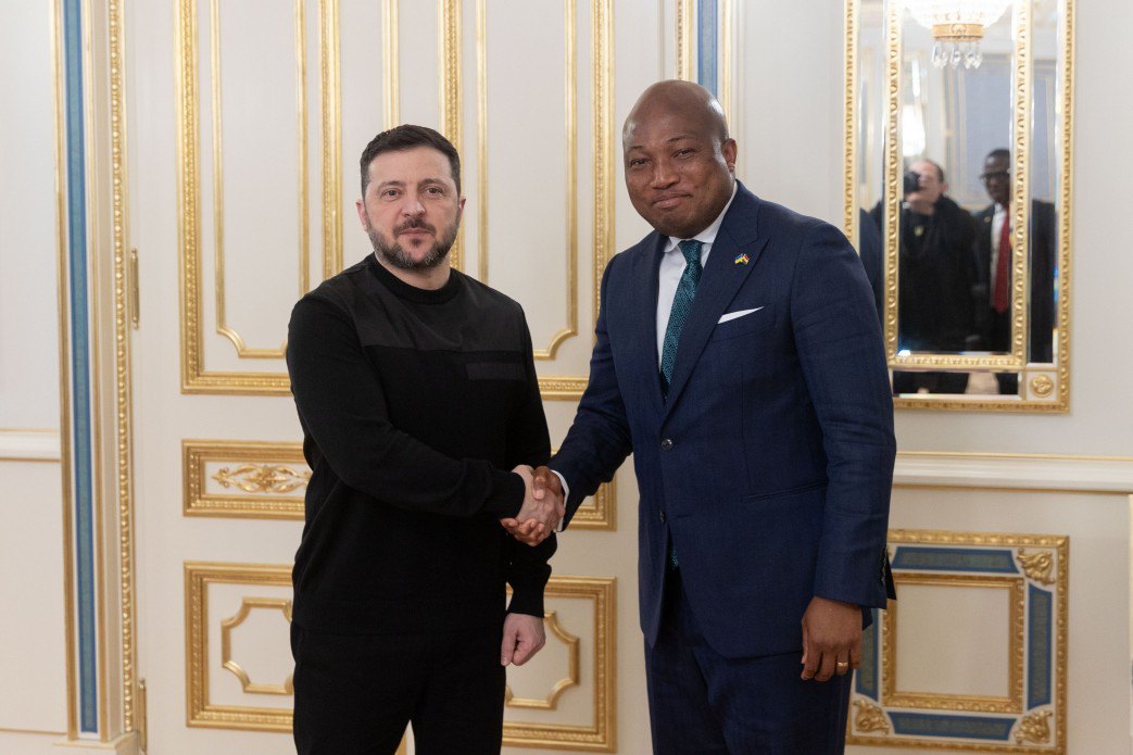 Президент України Володимир Зеленський провів зустріч з Міністром закордонних справ Гани Самуелем Окудзето Аблаквою, 25 лютого 2026 року