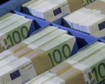 Евро продолжает рост на межбанке