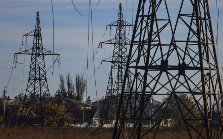 Міненерго закликає економити електроенергію у пікові години