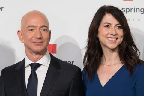 Жена владельца Amazon после развода может стать самой богатой женщиной мира, - Bloomberg