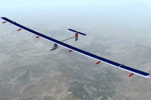 Первый самолет на солнечной батарее начал межконтинентальный полет