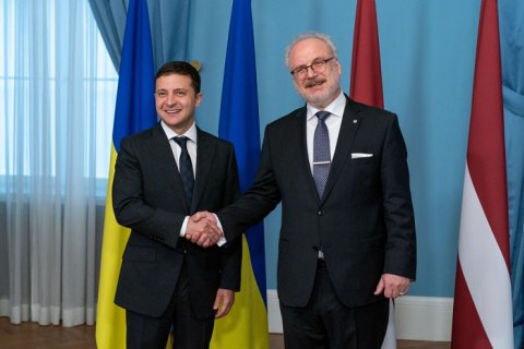 Украина и Латвия будут сотрудничать в вопросе возвращения активов экс-чиновников, - Зеленский