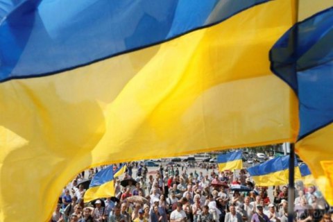 Количество украинцев, которые положительно относятся к России, продолжает уменьшаться, - опрос