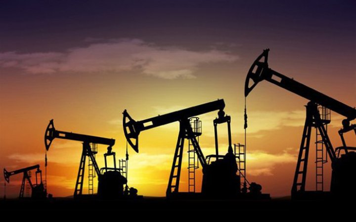 Після заяви Саудівської Аравії про готовність замістити російську нафту, ціни на неї знизились