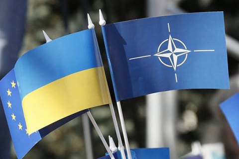 В НАТО заявили, що Україна отримає членство через ПДЧ