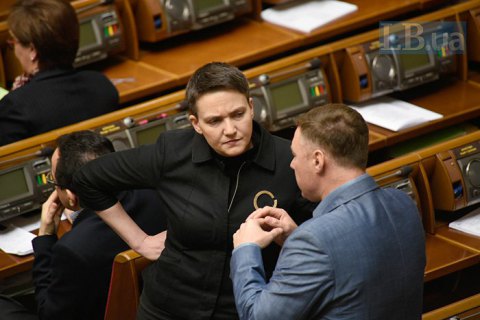 Савченко пришла на заседание Рады