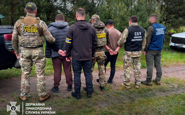 На Волині намагались підкупити прикордонника для переправлення чоловіків за кордон 
