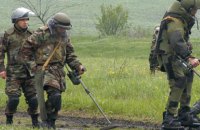 На Донбасі під час розмінування території загинув сапер