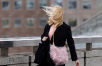 На Київщині у найближчу годину зі збереженням до кінця дня очікується сильний вітер