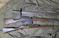 В Ізюмі виявили раніше вкрадені росіянами зброю та музейні експонати