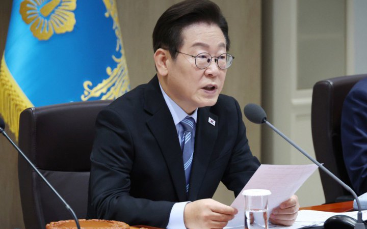 ​Південна Корея пообіцяла підтримати своїх громадян, заарештованих під час міграційного рейду у США